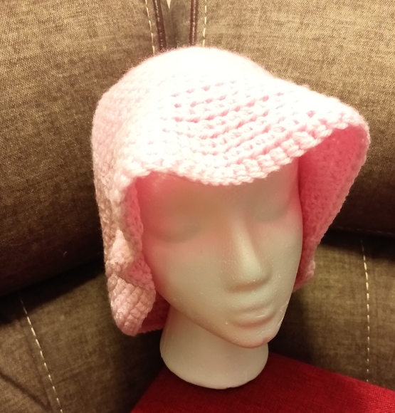 Crochet Handcrafted pink hat - Picture 2 of 4